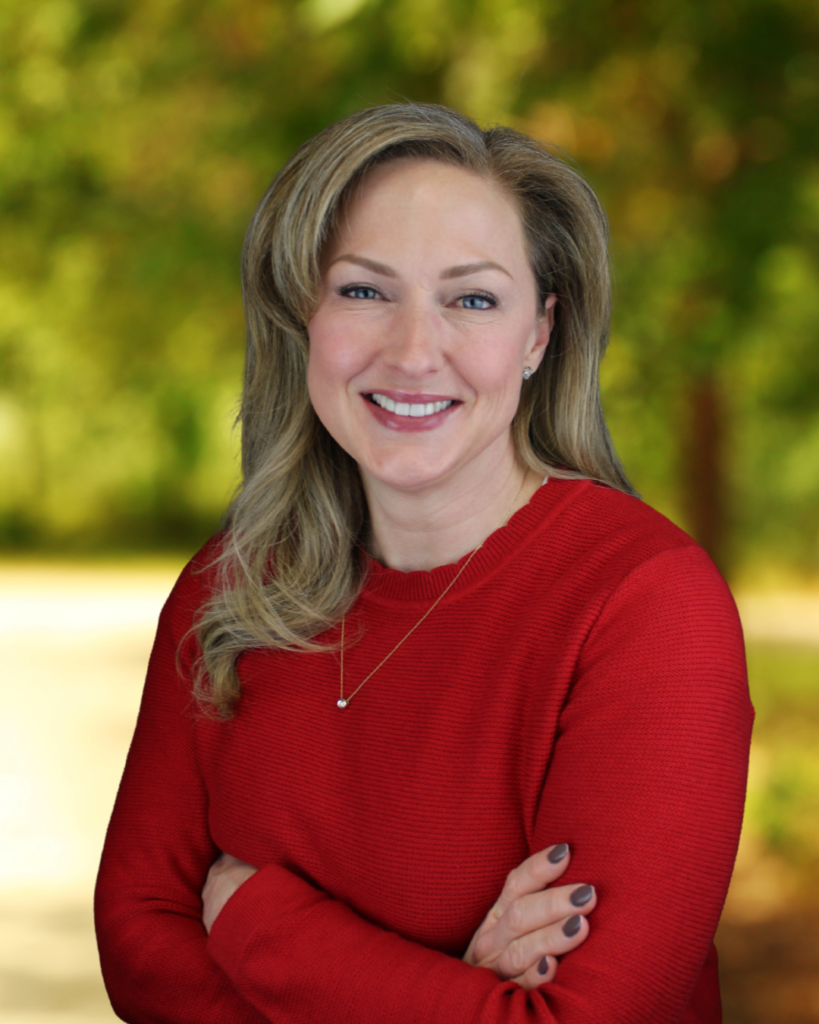 Amy Flahart is a farm financing specialist serving ME, VT, NH, MA, NY< NI, NJ, De, MD, DC, and VA.